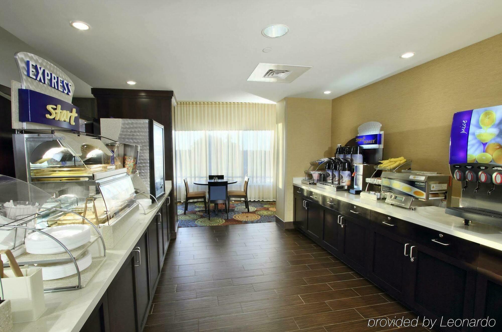 Holiday Inn Express - Colorado Springs - First & Main By Ihg Buitenkant foto